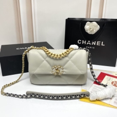 Chanel 19 Bags